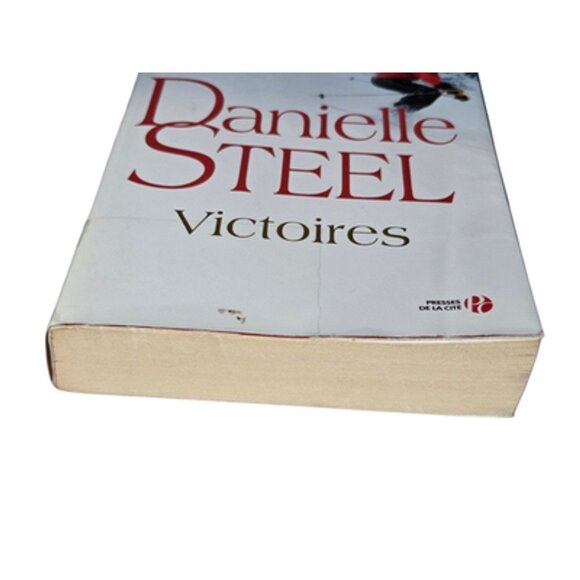 Victoire Danielle Steel Roman Français Presses de la Cité Résilience Hardcover - Picture 15 of 15